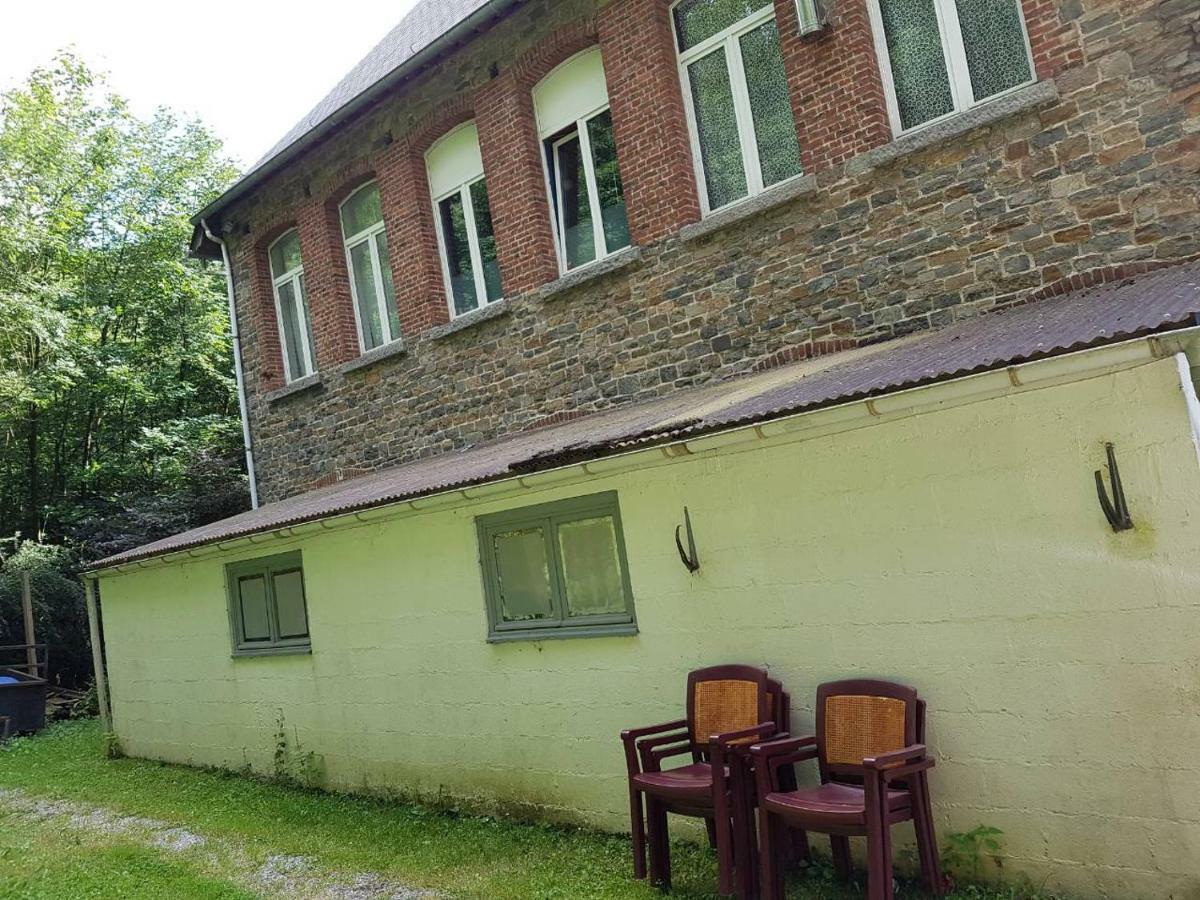 Panama Selva Backpacker Hotel Dinant Exterior photo